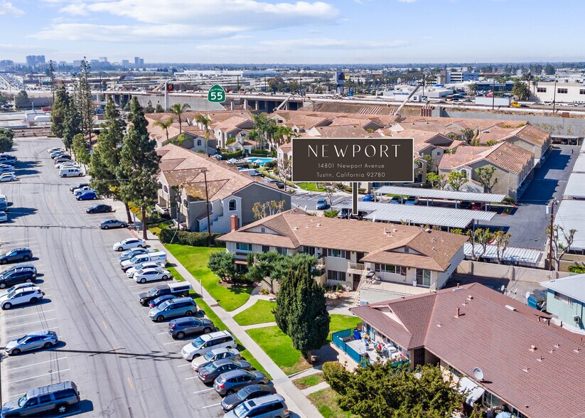 14801 Newport Ave, Tustin, CA à vendre - Photo de l’immeuble – Image 2 sur 10