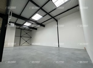 25 Route De Lyon, Saint-Priest à louer Photo intérieure– Image 2 sur 15