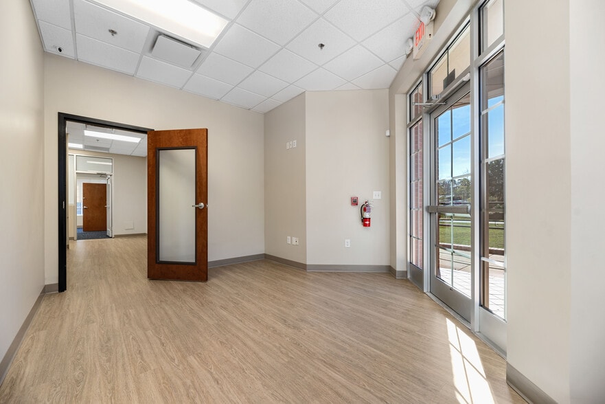 19720 Jetton Rd, Cornelius, NC à louer - Photo intérieure – Image 3 sur 25