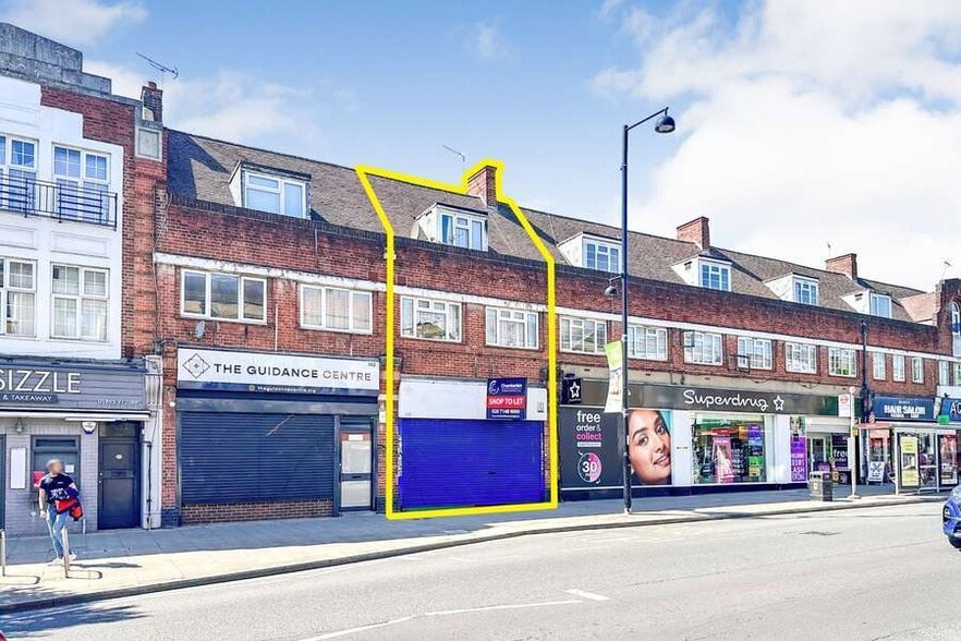 100 Victoria Rd, Ruislip à vendre - Photo de l’immeuble – Image 3 sur 3