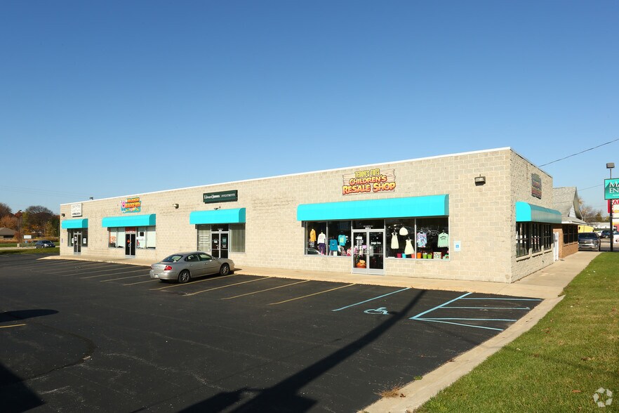 Hazel Park Plaza portefeuille de 3 biens à vendre sur LoopNet.fr - Photo principale – Image 3 sur 3