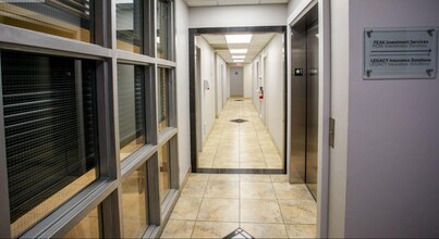 1455 Ellis St, Kelowna, BC à louer Photo intérieure– Image 2 sur 5