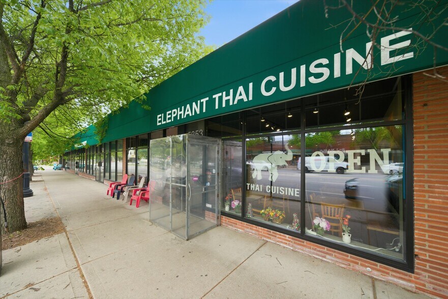 5337-5353 W Devon Ave, Chicago, IL à vendre - Photo de l’immeuble – Image 3 sur 41