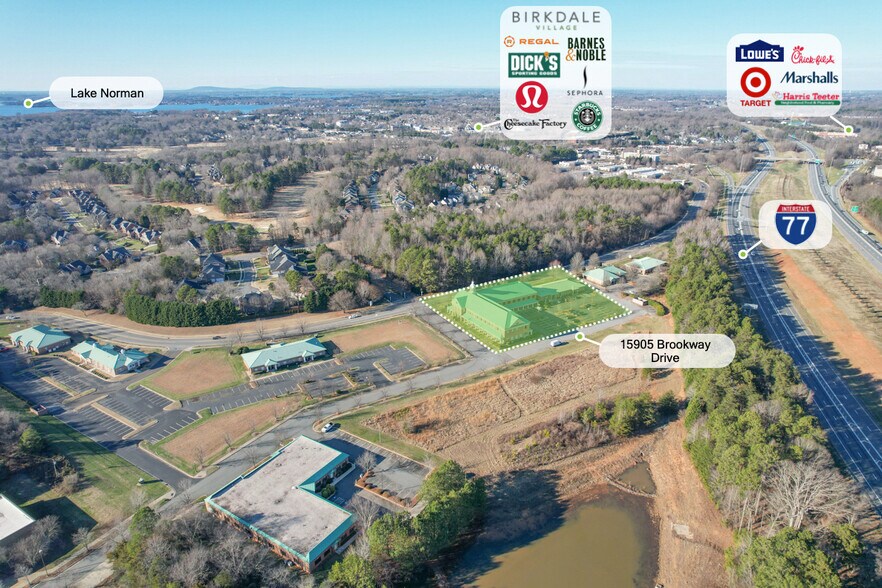 15905 Brookway Dr, Huntersville, NC à louer - Photo de l’immeuble – Image 2 sur 15