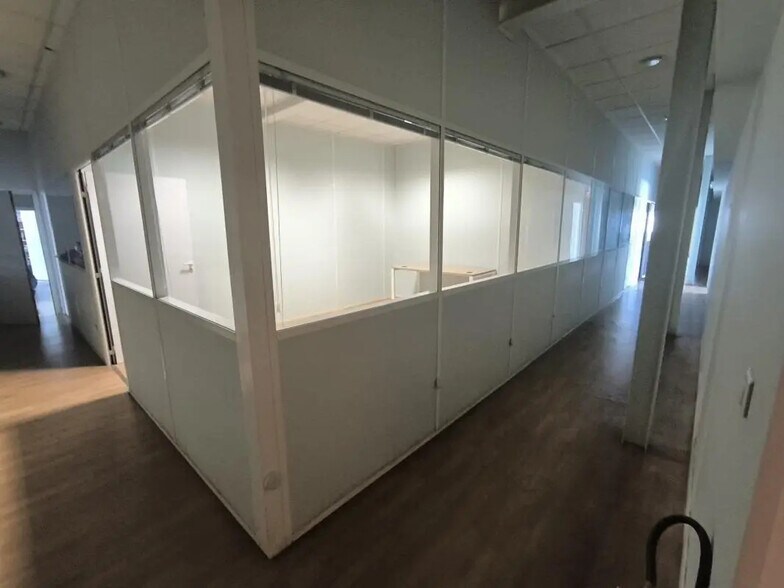 Bureau dans Wissous à louer - Photo de l’immeuble – Image 3 sur 4