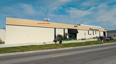 2200-2210 Ritchey St, Santa Ana, CA à louer Photo de l’immeuble– Image 2 sur 3