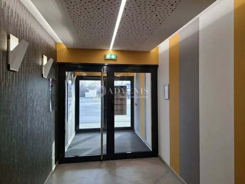 Bureau dans Nancy à vendre - Hall d’entrée – Image 2 sur 5