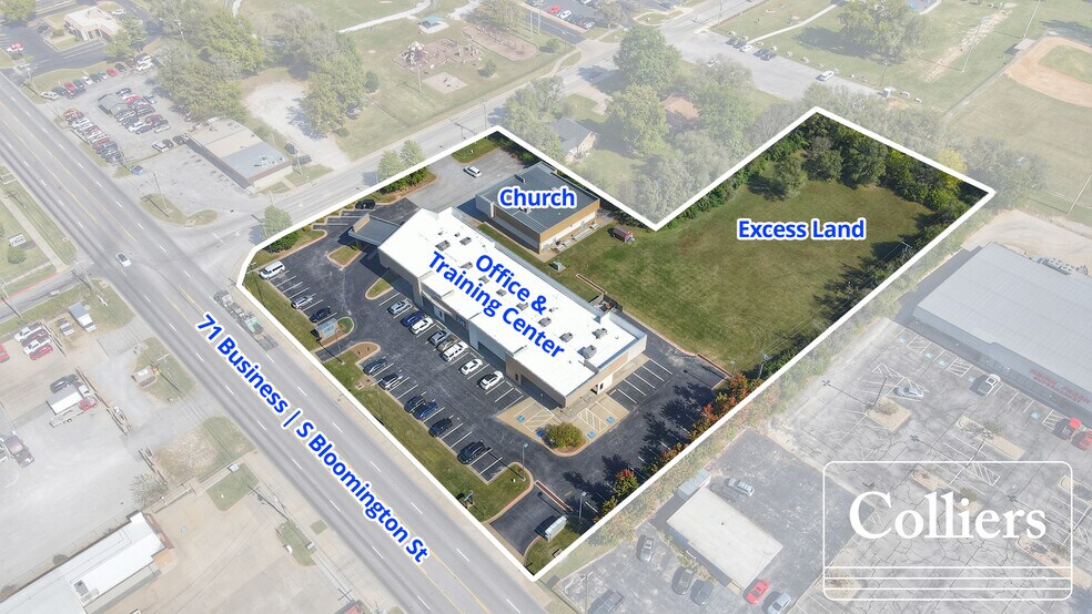 225 N Bloomington St, Lowell, AR à vendre - Photo de l’immeuble – Image 3 sur 7