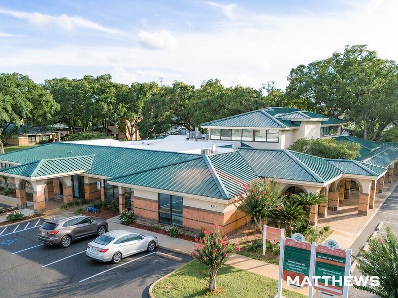 4501-4551 Davis Hwy, Pensacola, FL à vendre - Photo principale – Image 1 sur 11