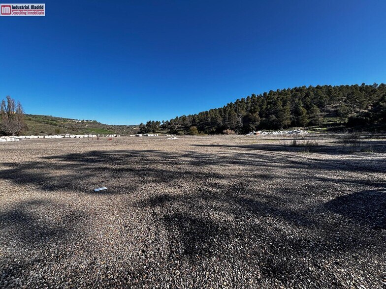 Terrain dans Valdelaguna, Madrid à louer - Autre – Image 2 sur 5