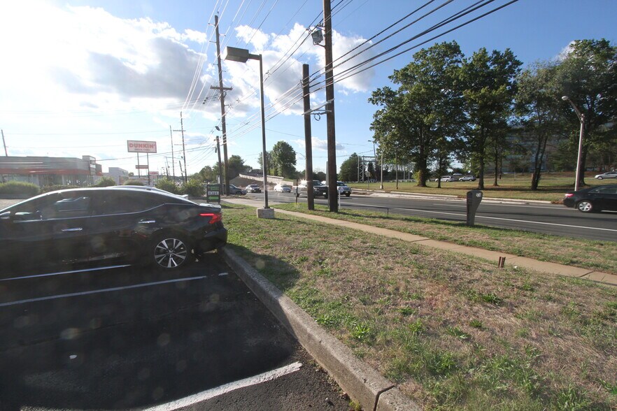 936 Us Highway 22, Somerville, NJ à louer - Photo de l’immeuble – Image 2 sur 13