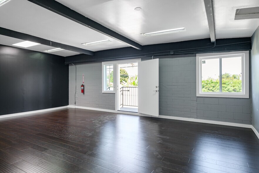 13347 W Washington Blvd, Los Angeles, CA à louer - Photo de l’immeuble – Image 2 sur 5