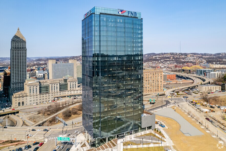626 Washington Pl, Pittsburgh, PA à louer - Photo principale – Image 1 sur 5