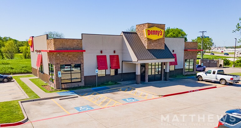 709 N Interstate 35, Waco, TX à vendre - Photo de l’immeuble – Image 2 sur 4