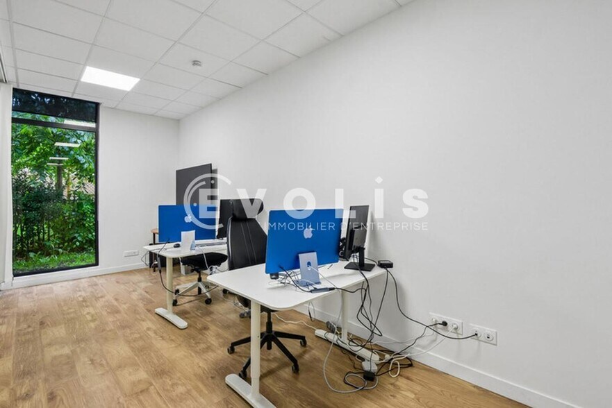 Bureau dans Montrouge à vendre - Photo de l’immeuble – Image 3 sur 12