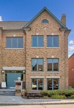 2914 S Sheridan Way, Oakville, ON à louer Photo de l’immeuble– Image 2 sur 9