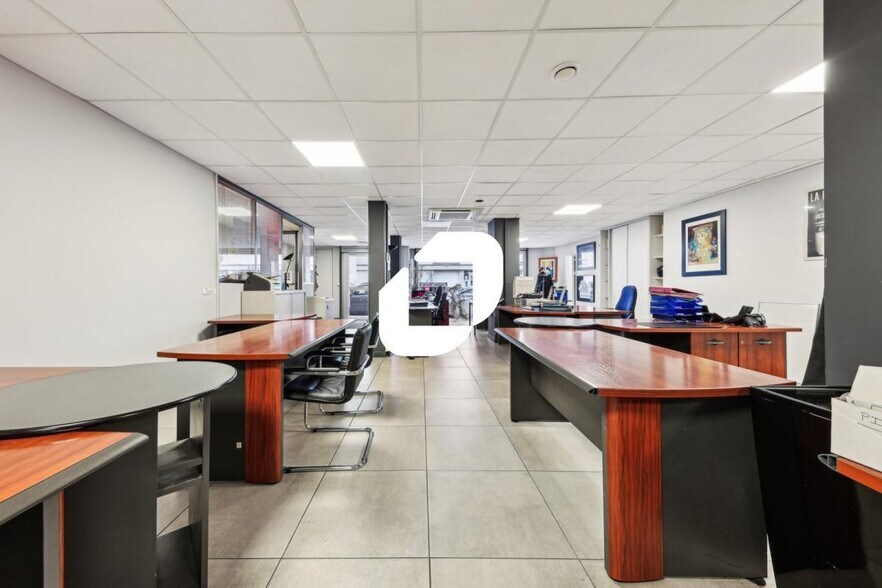 Bureau dans Boulogne-Billancourt à vendre - Photo de l’immeuble – Image 3 sur 7