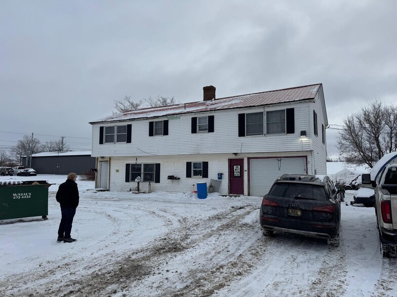 10 Russ St, Caribou, ME à vendre - Photo principale – Image 1 sur 21