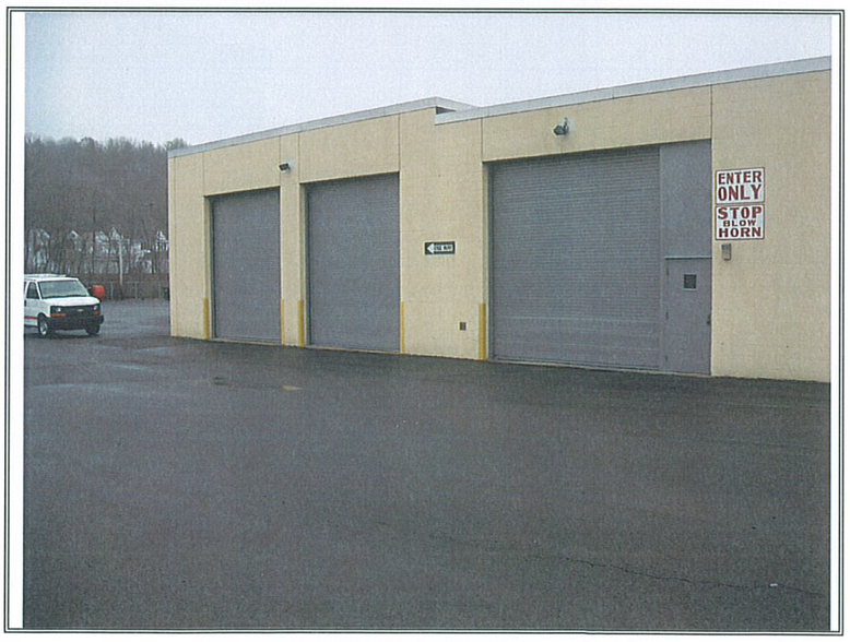 153 Industrial Park Rd, Pottsville, PA à vendre - Photo de l’immeuble – Image 3 sur 8