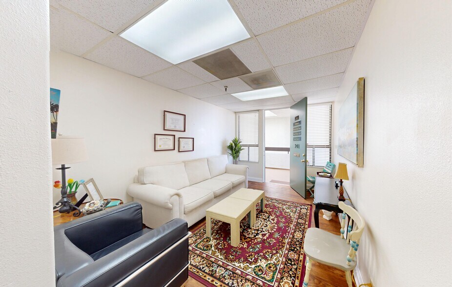 657 Camino de los Mares, San Clemente, CA à louer - Photo intérieure – Image 2 sur 16