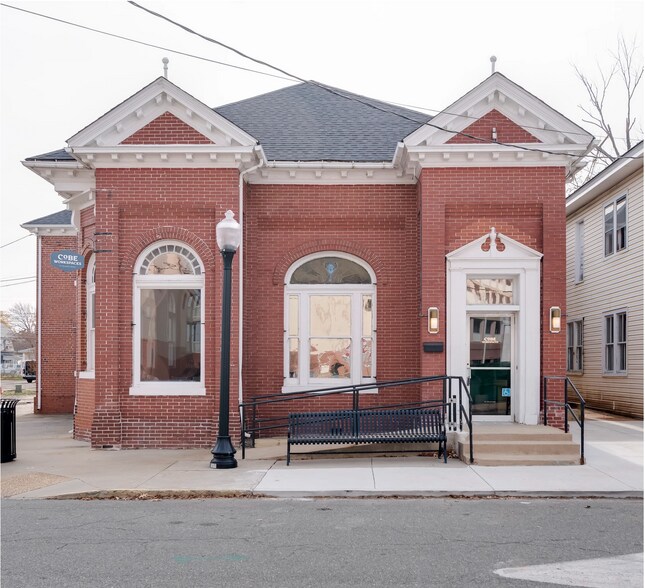 100 Hawthorn St, Colonial Beach, VA à louer - Photo de l’immeuble – Image 3 sur 15