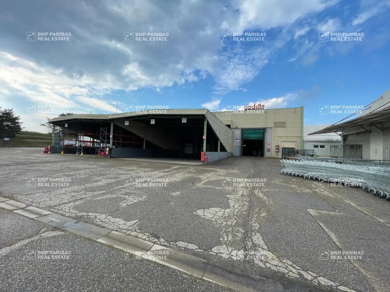 Local d'activités dans Dettwiller à vendre - Photo de l’immeuble – Image 1 sur 38