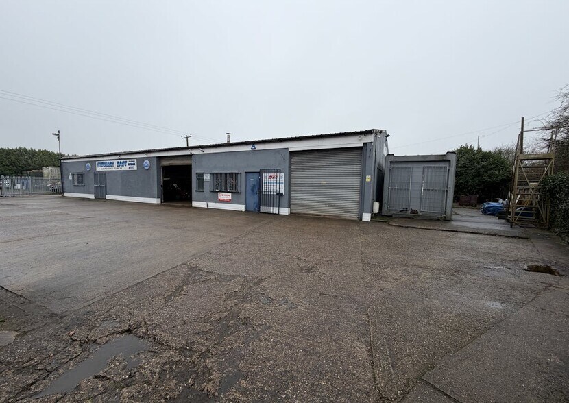 Fosse Road, Farndon à vendre - Photo de l’immeuble – Image 1 sur 6