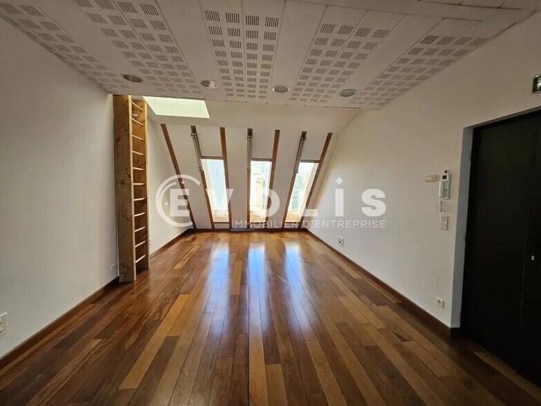 Bureau dans Malakoff à louer - Photo de l’immeuble – Image 3 sur 14