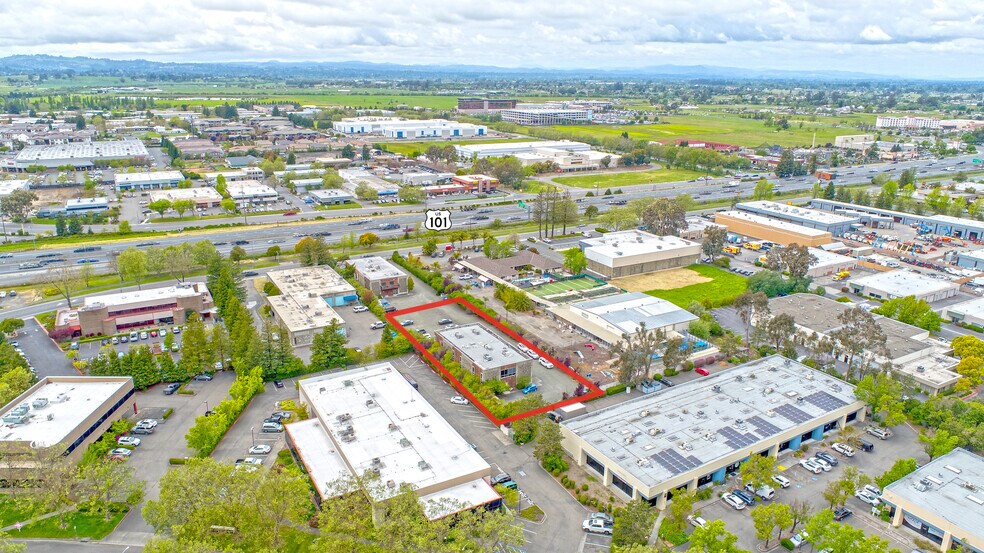 5830 Commerce Blvd, Rohnert Park, CA à louer - Aérien – Image 2 sur 9