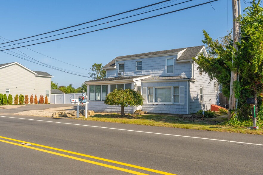 40 Amboy Rd, Old Bridge, NJ à vendre - Photo de l’immeuble – Image 3 sur 68