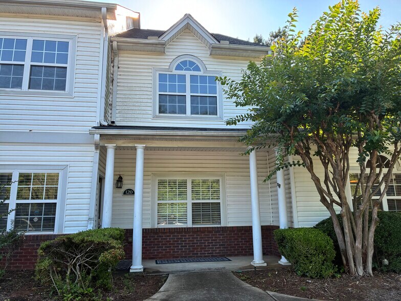 965 Piedmont Rd NE, Marietta, GA à louer - Photo de l’immeuble – Image 1 sur 33