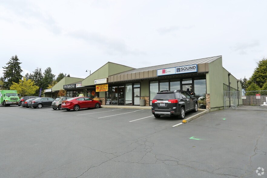 16300 Aurora Ave N, Shoreline, WA à louer - Photo de l’immeuble – Image 2 sur 2