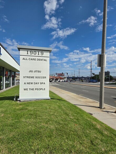 19009-19019 Hawthorne Blvd, Torrance, CA à louer - Photo de l’immeuble – Image 2 sur 31