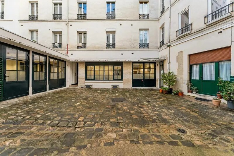 266 Rue Du Faubourg Saint-Honoré, Paris à louer - Photo de l’immeuble – Image 1 sur 28
