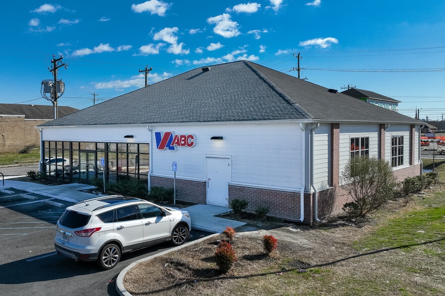 1137 London Blvd, Portsmouth, VA à vendre - Vidéo aérienne – Image 2 sur 8