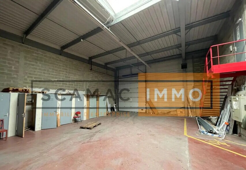 Bureau dans Noisiel à louer - Photo de l’immeuble – Image 3 sur 13