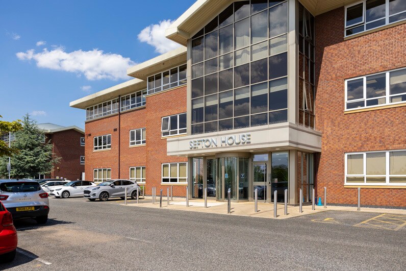 Northgate Clos, Bolton à louer - Photo de l’immeuble – Image 2 sur 6