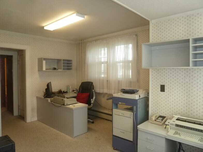 522 Memorial Pky, Phillipsburg, NJ à vendre - Photo intérieure – Image 2 sur 60