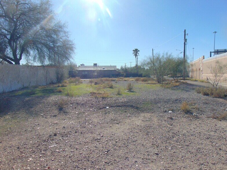 1080 N Contzen Ave, Tucson, AZ à vendre - Photo de l’immeuble – Image 2 sur 5