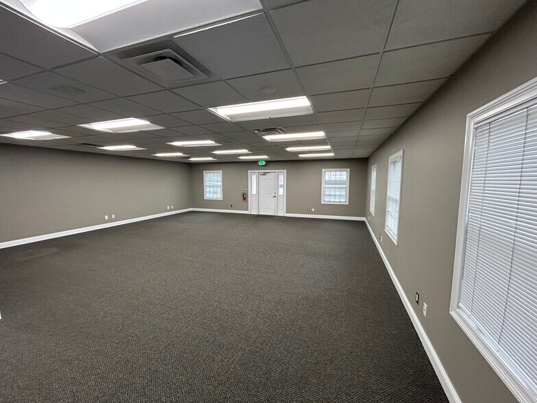 68 N High St, New Albany, OH à louer - Photo de l’immeuble – Image 3 sur 7