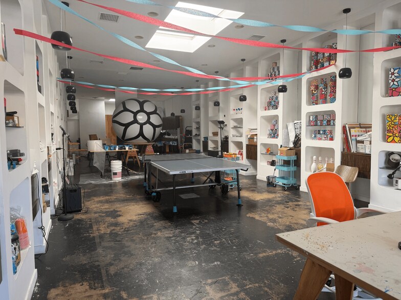 8012-8014 W 3rd St, Los Angeles, CA à louer - Photo de l’immeuble – Image 3 sur 4