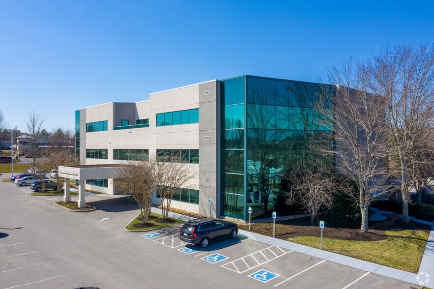 2001 Mallory Ln, Franklin, TN à louer - Photo de l’immeuble – Image 2 sur 6