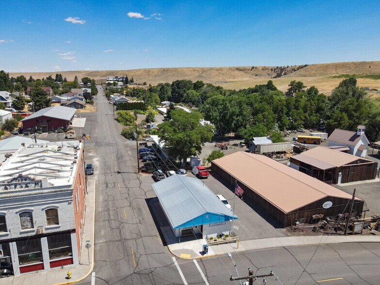 96 N Main St, Dufur, OR à vendre - Photo de l’immeuble – Image 2 sur 33