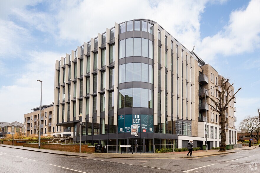 Bricket Rd, St Albans à louer - Photo principale – Image 1 sur 2