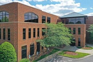 Plus de détails pour 4050 Piedmont Pky, High Point, NC - Bureau à louer