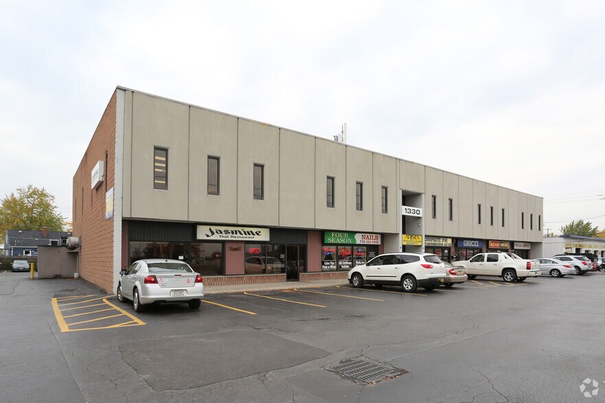 1330 Niagara Falls Blvd, Tonawanda, NY à louer - Photo principale – Image 1 sur 18