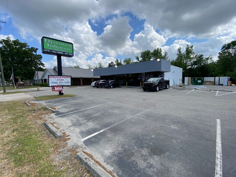 Piggly Wiggly Grocery Investment portefeuille de 7 biens à vendre sur LoopNet.fr - Photo de l’immeuble – Image 3 sur 42