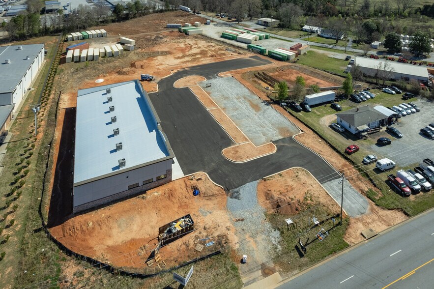 1963 Sc-101, Greer, SC à louer - Photo de la construction – Image 2 sur 8