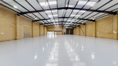 3-4 Fairfield Trade Park, Kingston Upon Thames à louer Numérisation 3D Matterport– Image 1 sur 9