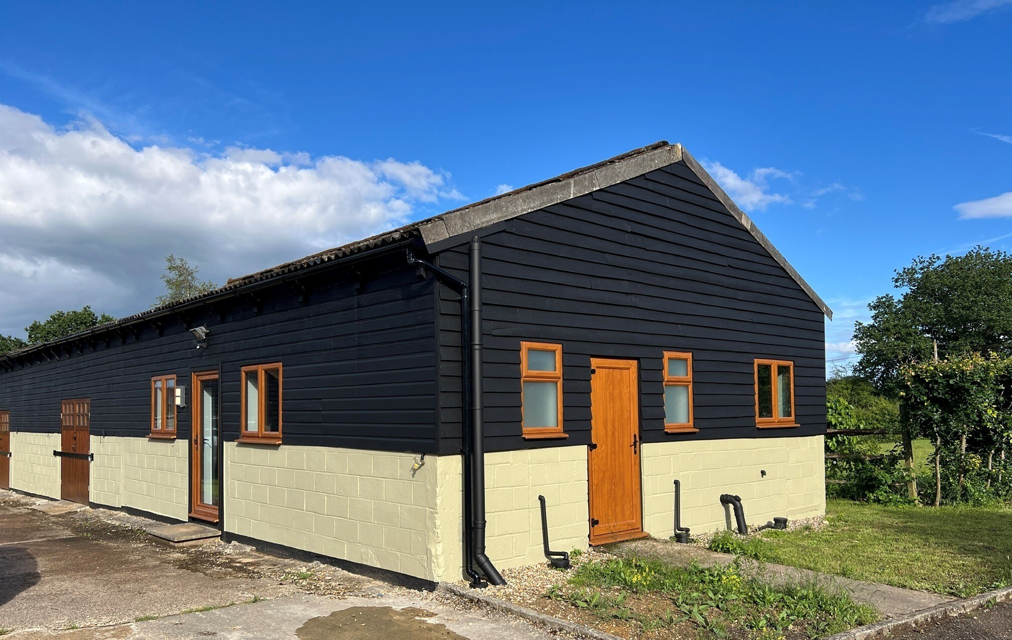 Crays Ln, Pulborough à louer Photo de l’immeuble– Image 1 sur 5